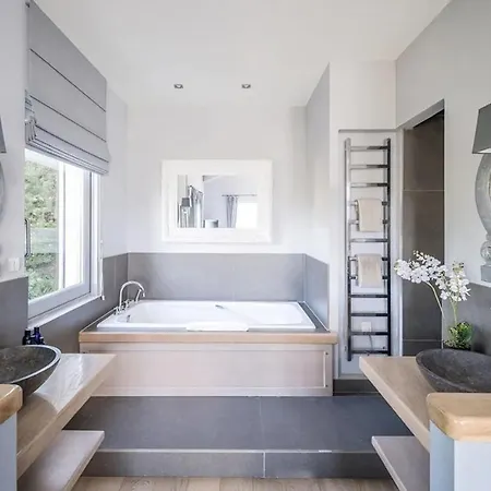 וילה Luxe Gassin & Piscine סן טרופז